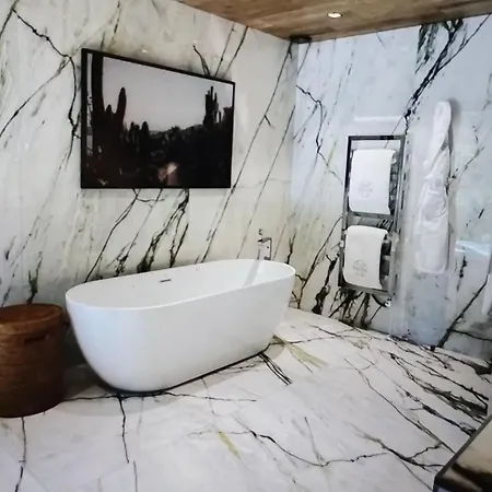 Апартаменты Vergeron Avec Piscine